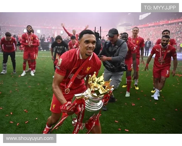 泰晤士报道阿诺德康复顺利有望欧冠客场对阵利物浦时强势复出