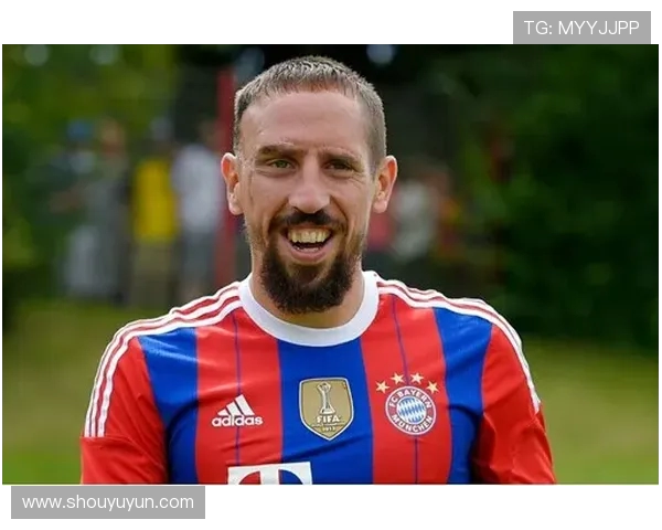 拉菲尼亚与费兰顺利回归德容因肠胃流感暂时缺席球队训练情况更新