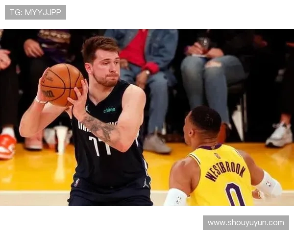 原创东契奇罚球失误险葬送胜利！爵士绝杀不中 湖人4连胜升至西部第二